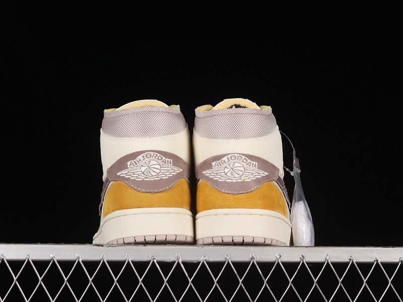 Nike Air Jordan 1 - Caramel