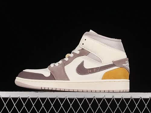 Nike Air Jordan 1 - Caramel