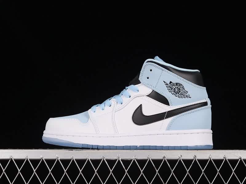Nike Air 1 Jordan - ICY BLUE