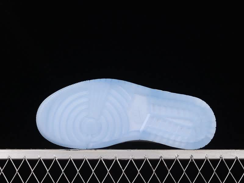 Nike Air 1 Jordan - ICY BLUE