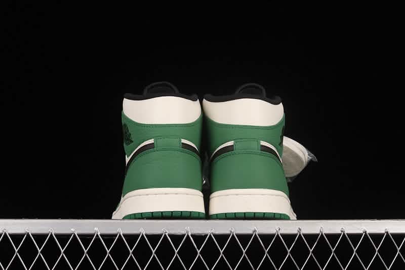 Nike Air 1 Jordan - Military Green