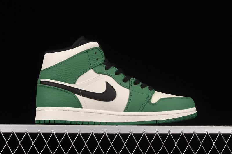 Nike Air 1 Jordan - Military Green