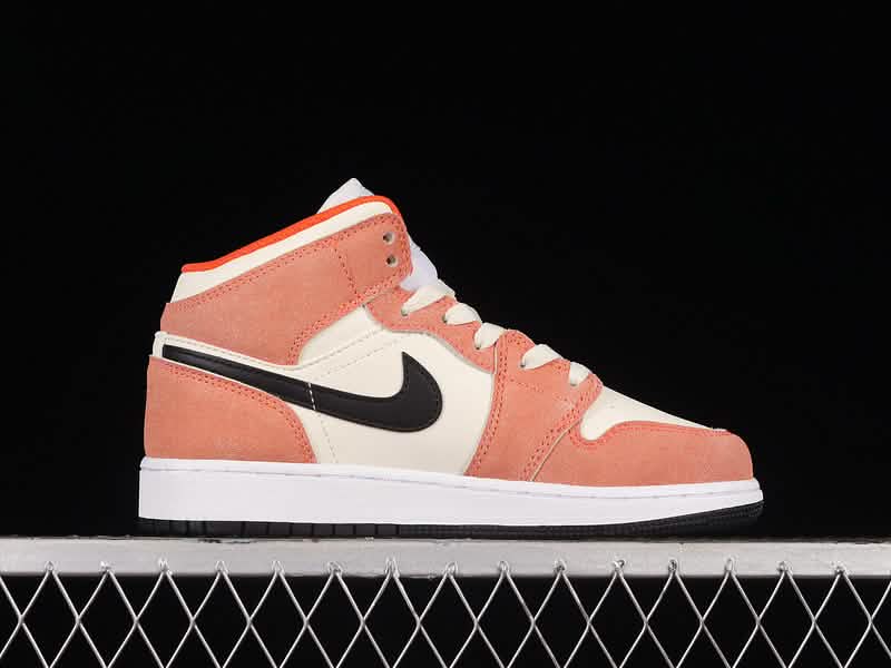 Nike Air 1 Jordan - Soft Orange