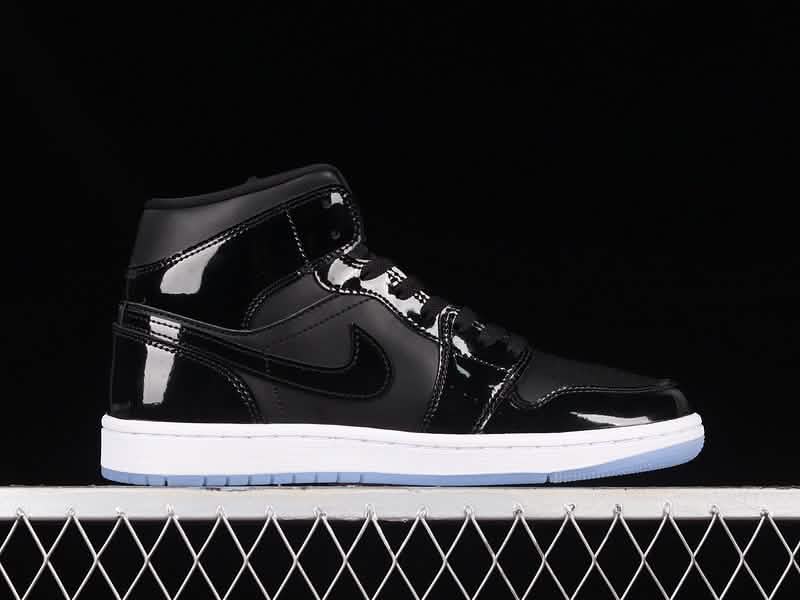 Nike Air Jordan 1 - Black Rider