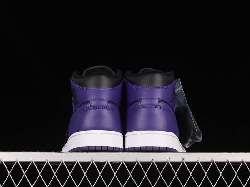 Nike Air Jordan 1 - Dark Purple