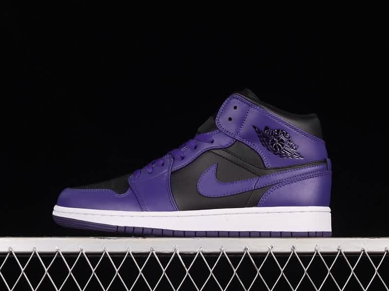 Nike Air Jordan 1 - Dark Purple