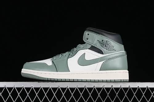 Nike Air Jordan 1 - Mint Green