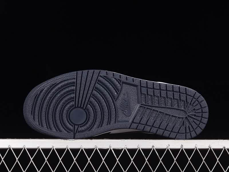 Nike Air Jordan 1 - PURPLE KNIGHT