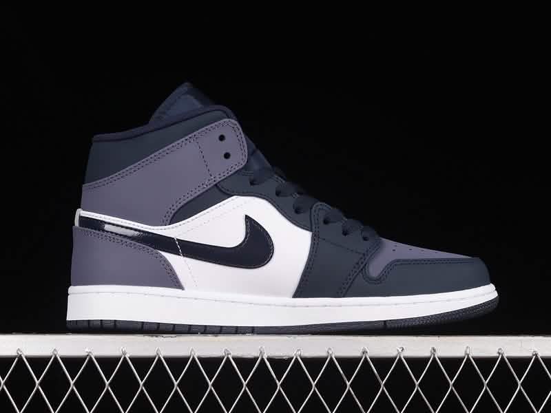 Nike Air Jordan 1 - PURPLE KNIGHT - Purple / 36