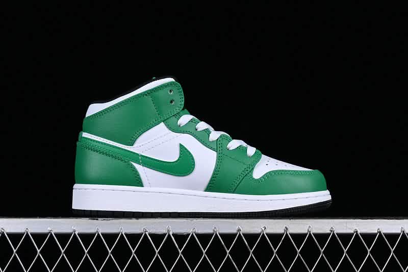 Nike Air Jordan 1 - Retro Green