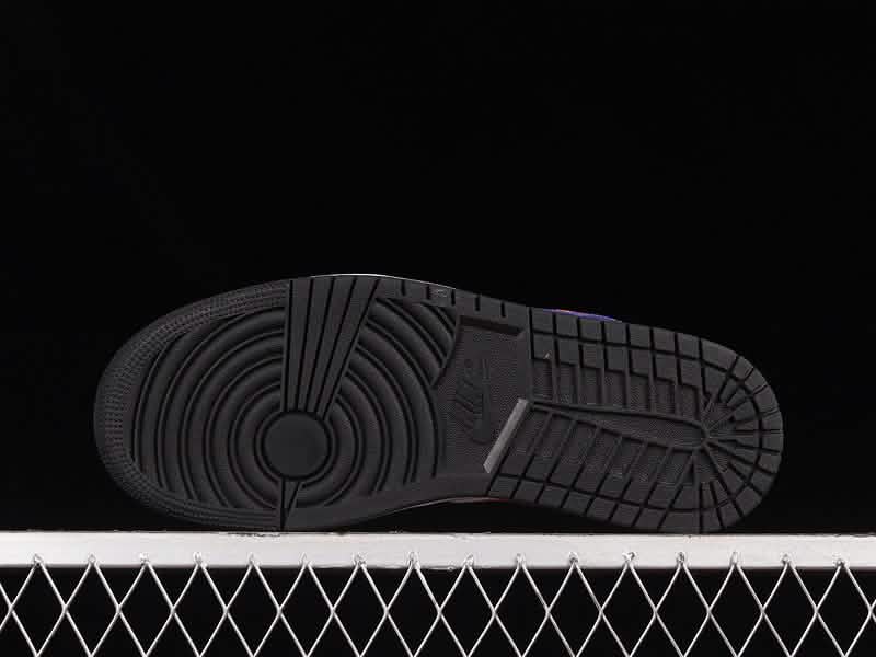 Nike Air Jordan 1 - RETRO PURPLE