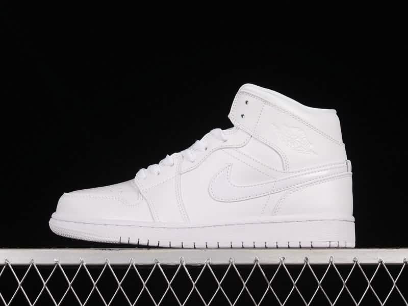 Nike Air Jordan 1 - WHITE