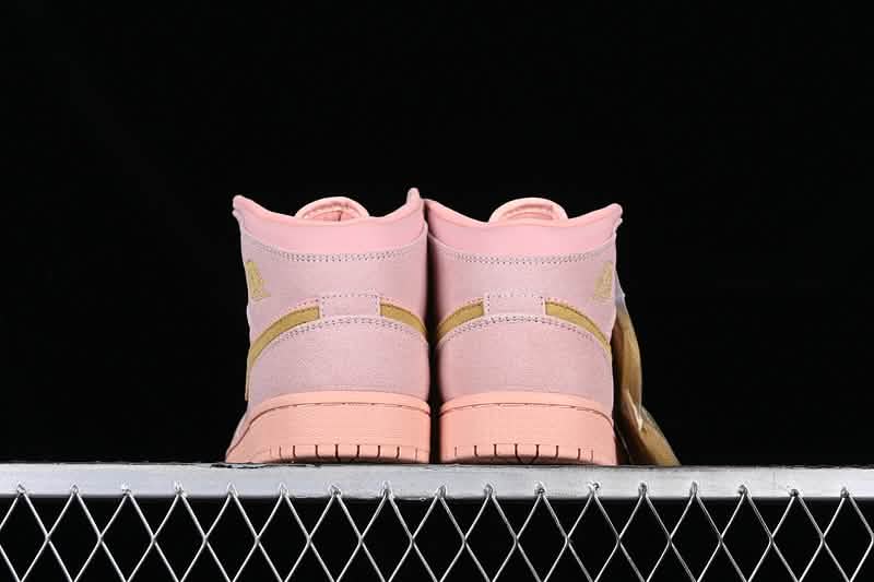 Nike Air Jordan 1 - Mjukrosa