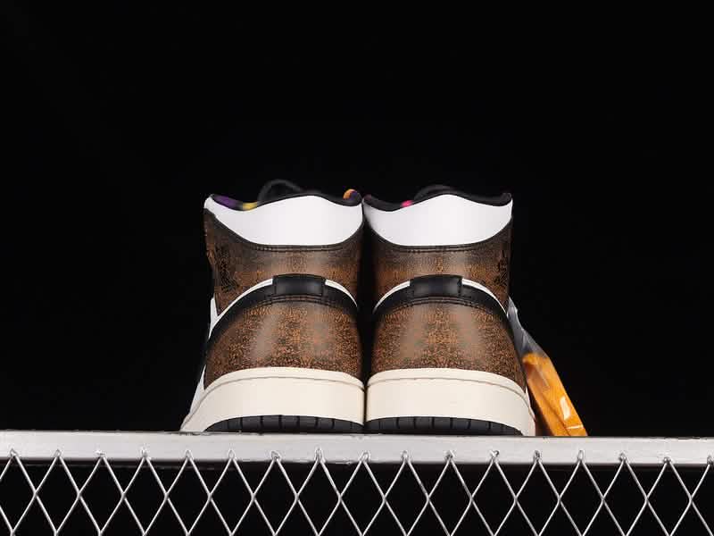 Nike Air Jordan 1 - Brown Lava