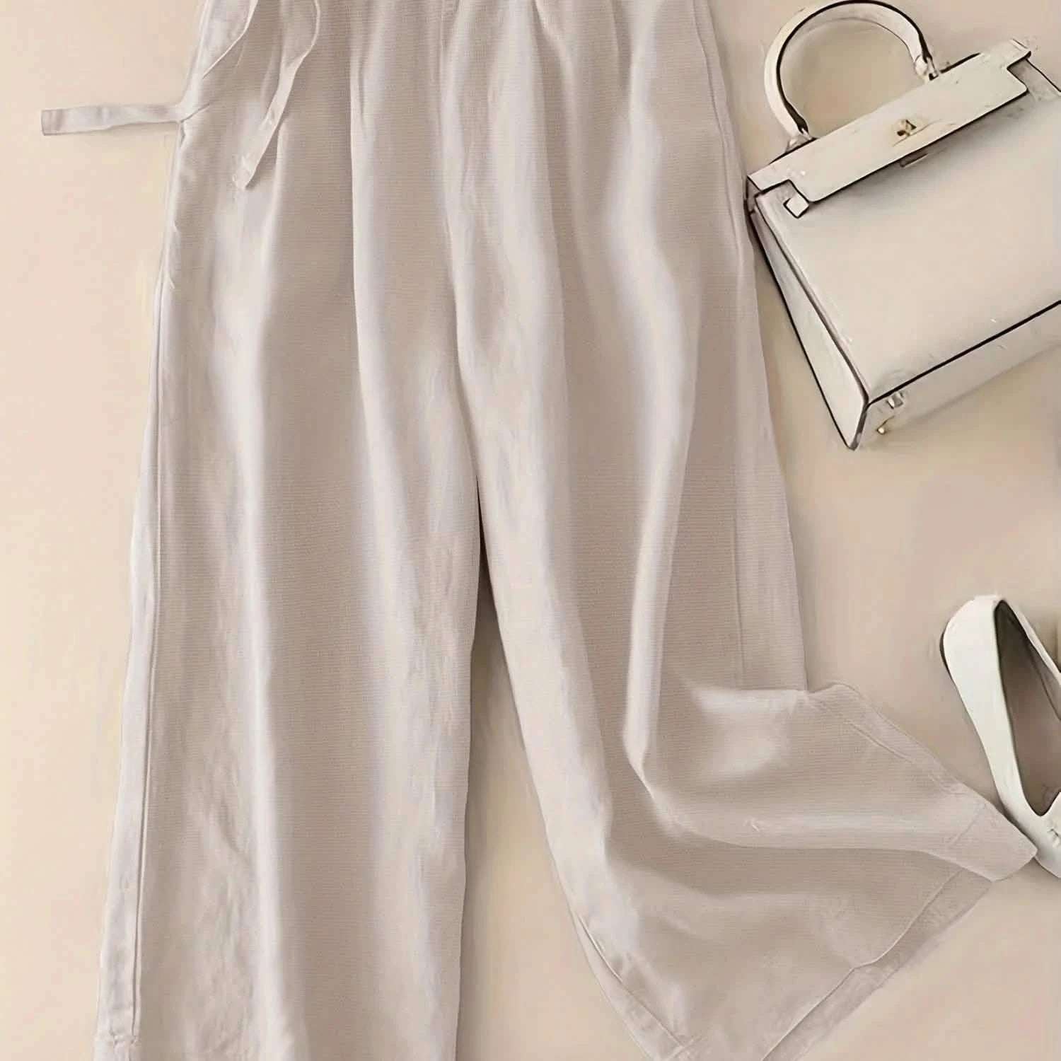 High-Waisted Wide-Leg Denim Jeans with Front Seams