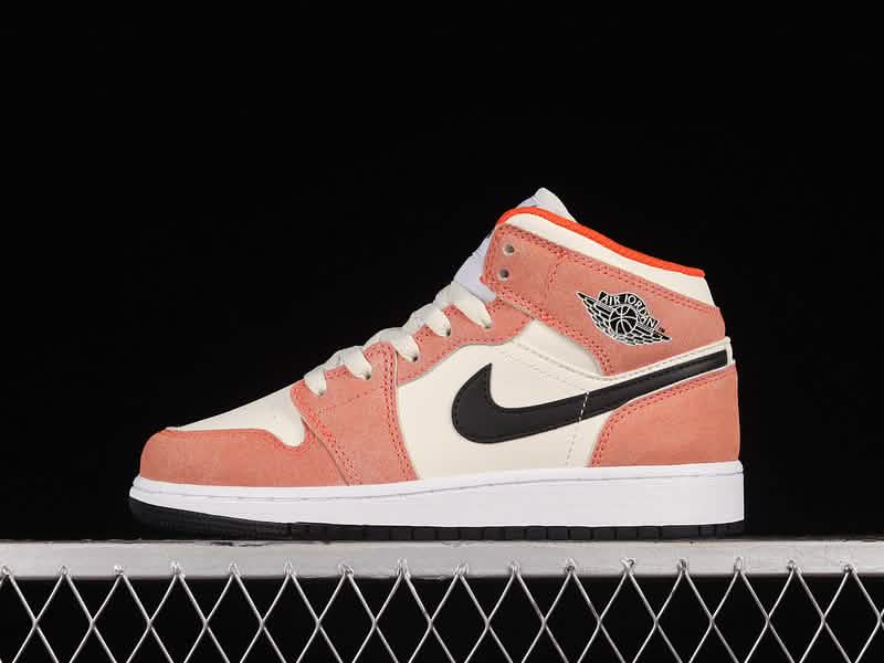 Nike Air 1 Jordan - Soft Orange