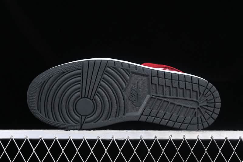 Nike Air Jordan 1 - Blodröd