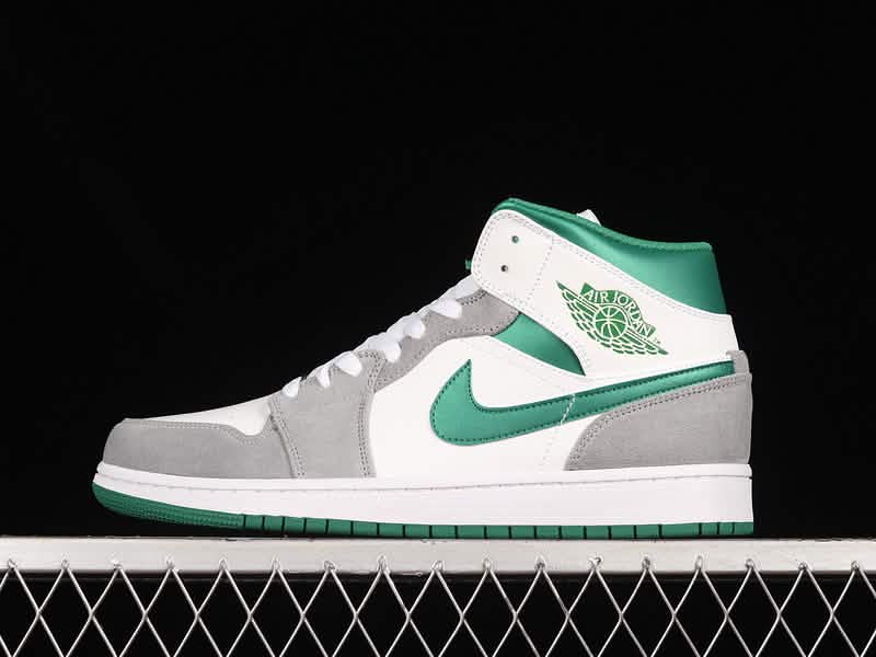 Nike Air Jordan 1 - Emerald Green