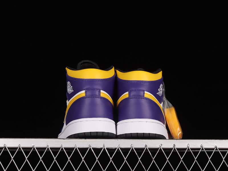 Nike Air Jordan 1 - Los Angeles Lakers