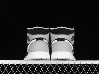 Nike Air Jordan 1 - Monochrome – hover
