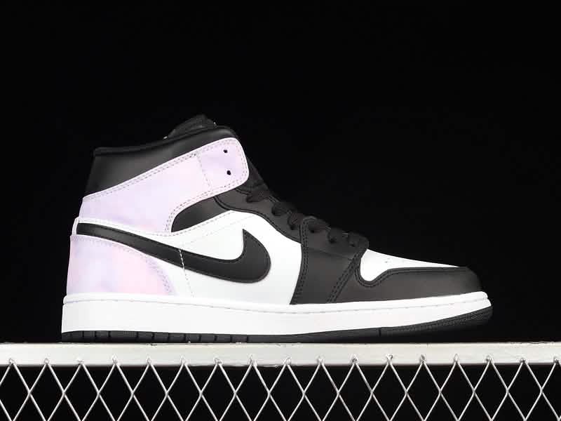 Nike Air Jordan 1 - Pink