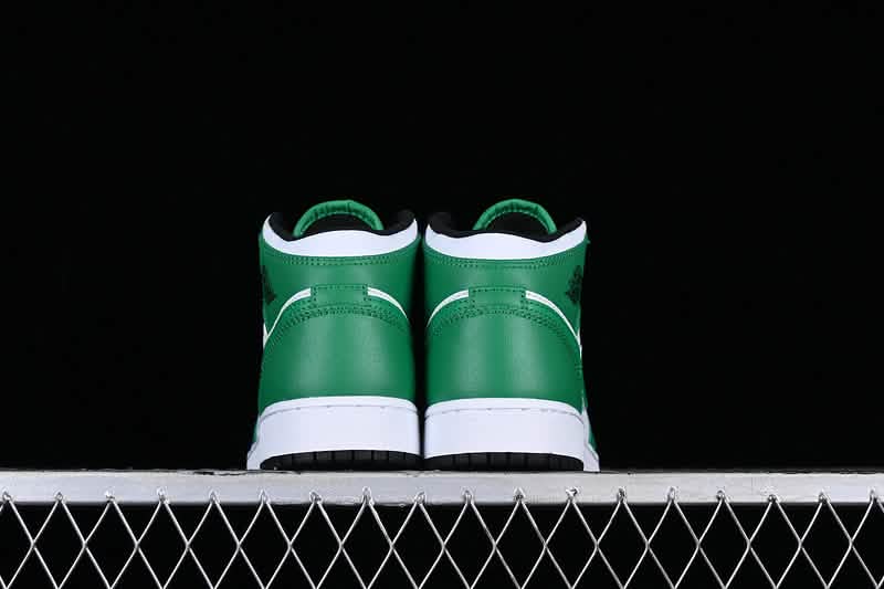Nike Air Jordan 1 - Retro Green