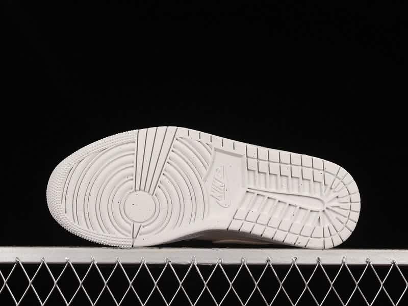 Nike Air Jordan 1 - Sandman